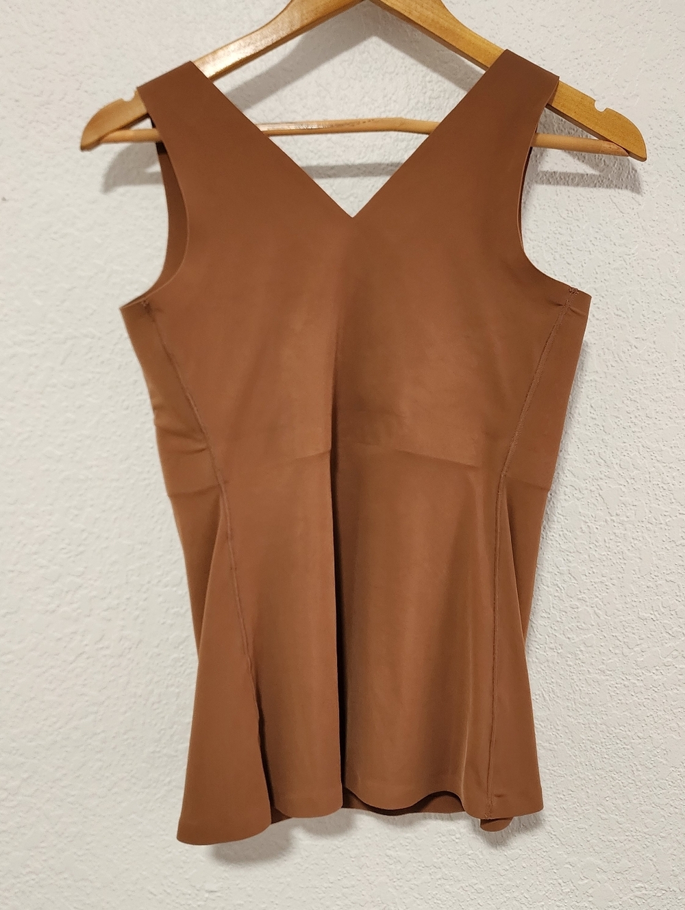 Evelyn Bobbie Defy Bra Tank Brown Seamless Built In Bra Removable Cups Large - Picture 2 of 5